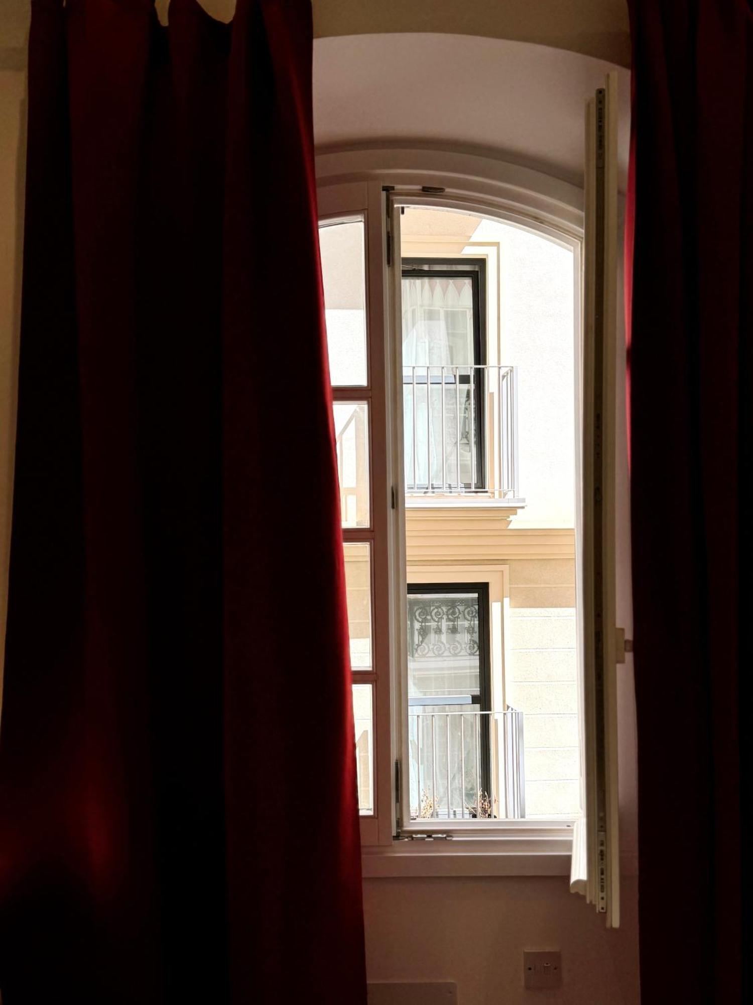 Fabulous City Centre Apartment - Grand Central House Gibraltár Kültér fotó