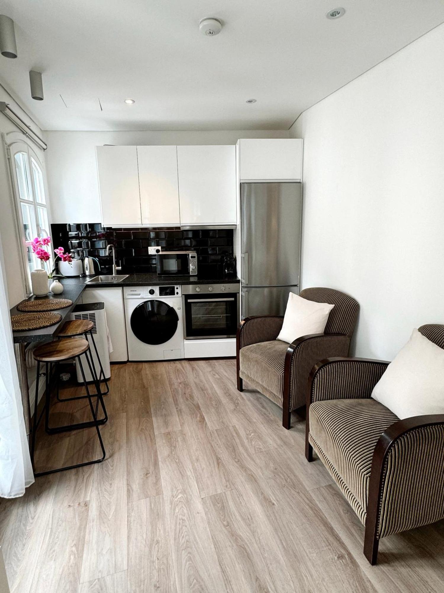 Fabulous City Centre Apartment - Grand Central House Gibraltár Kültér fotó