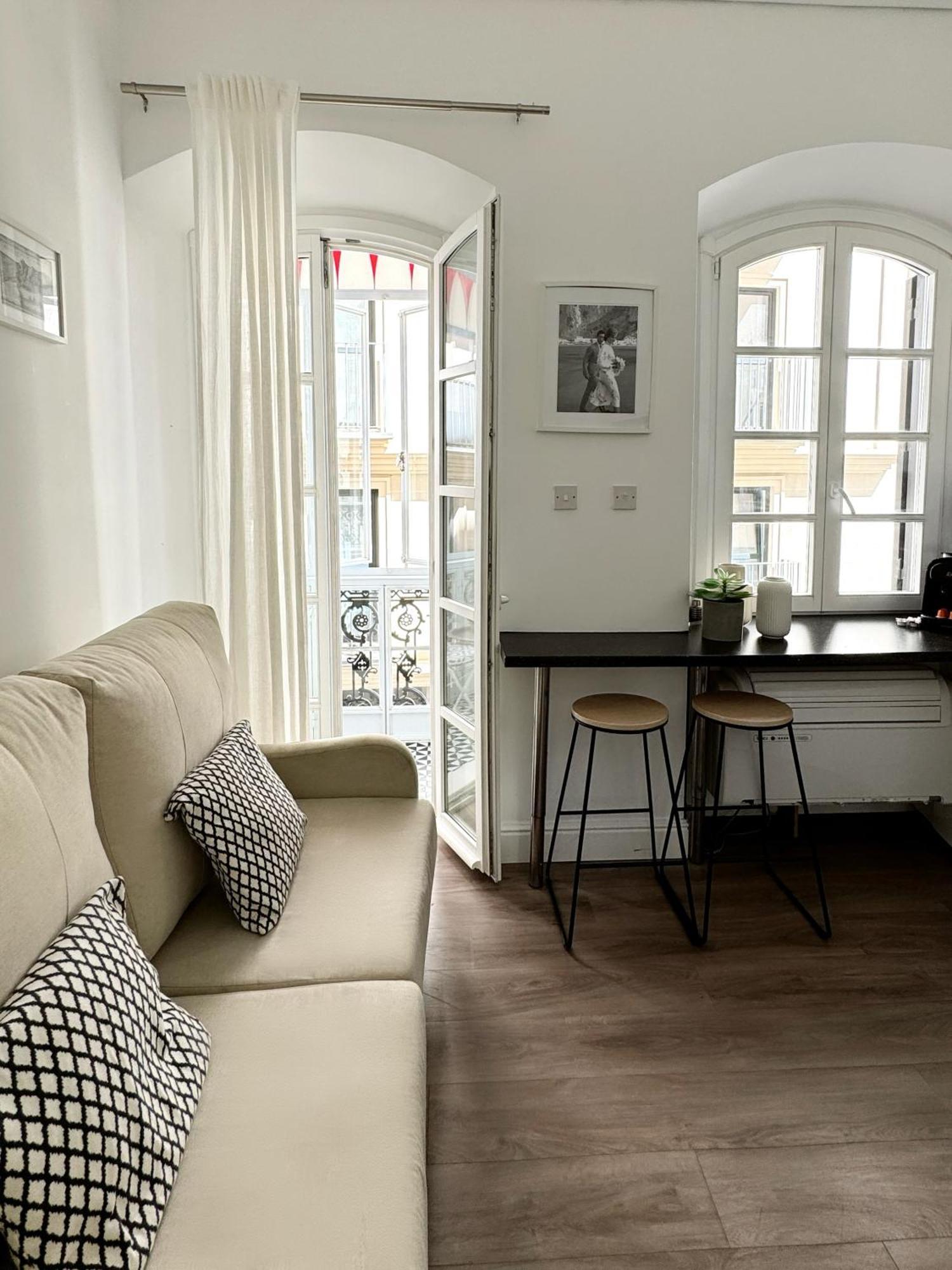 Fabulous City Centre Apartment - Grand Central House Gibraltár Kültér fotó